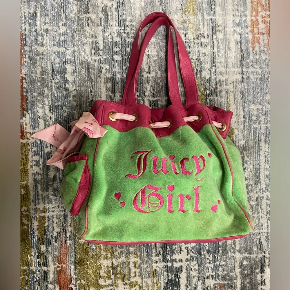 Juicy Couture | Bags | Rare Juicy Couture Vintage Daydreamer Bag Pink And Green | Poshmark Juicy Couture | Bags | Rare Juicy Couture Vintage Daydreamer Bag Pink And Green | Poshmark